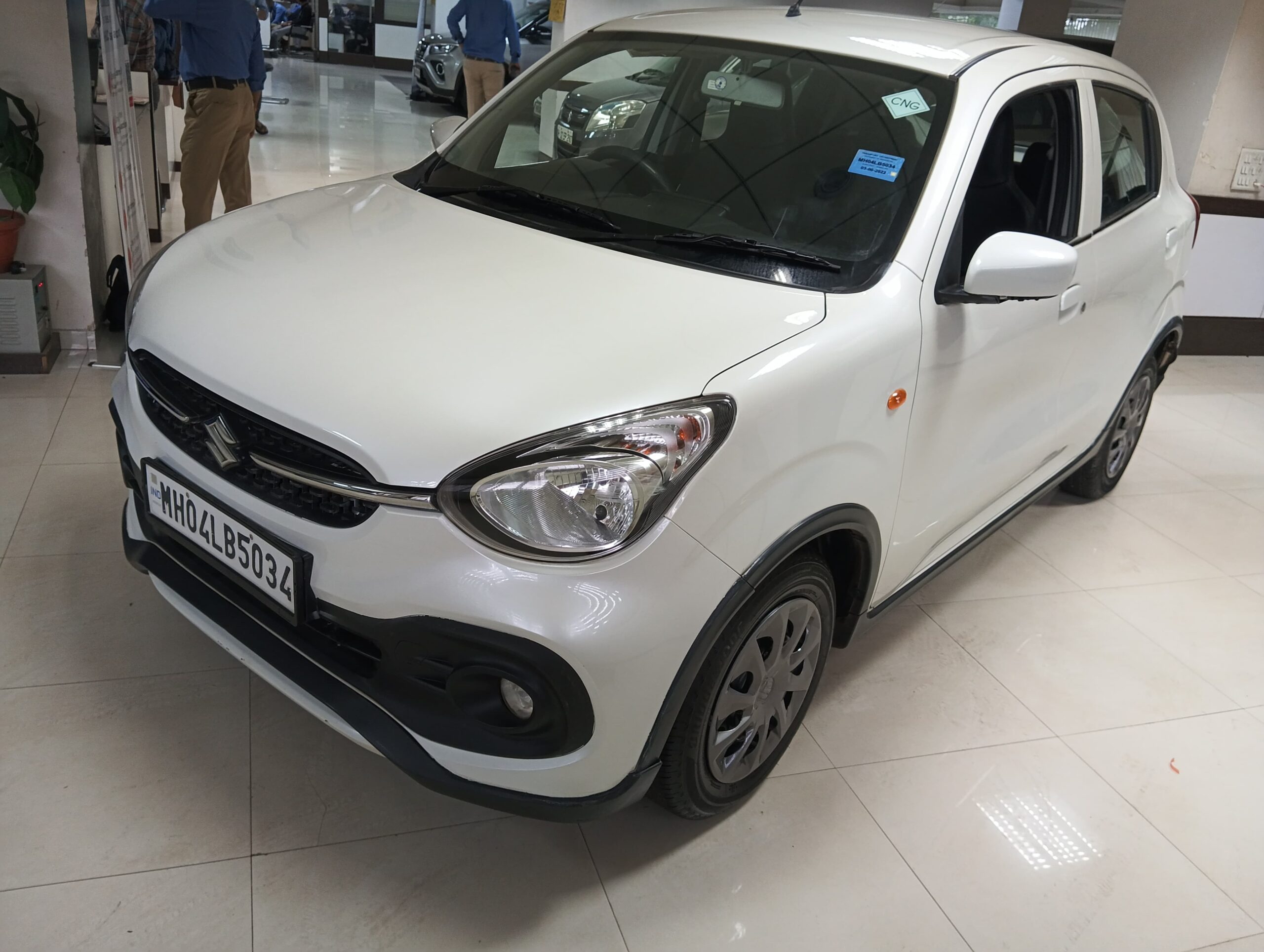 Celerio VXI CNG white