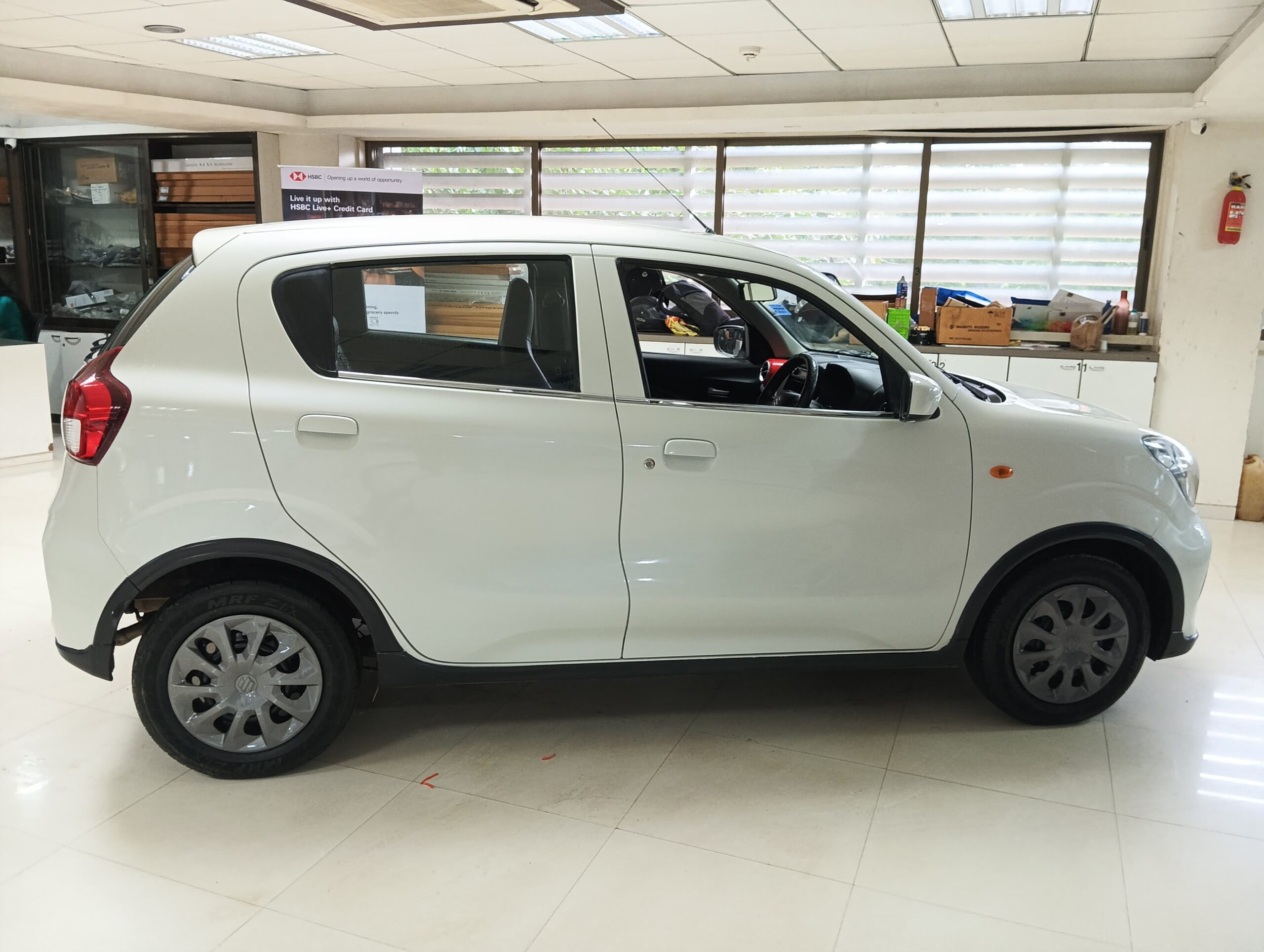 Celerio VXI CNG white