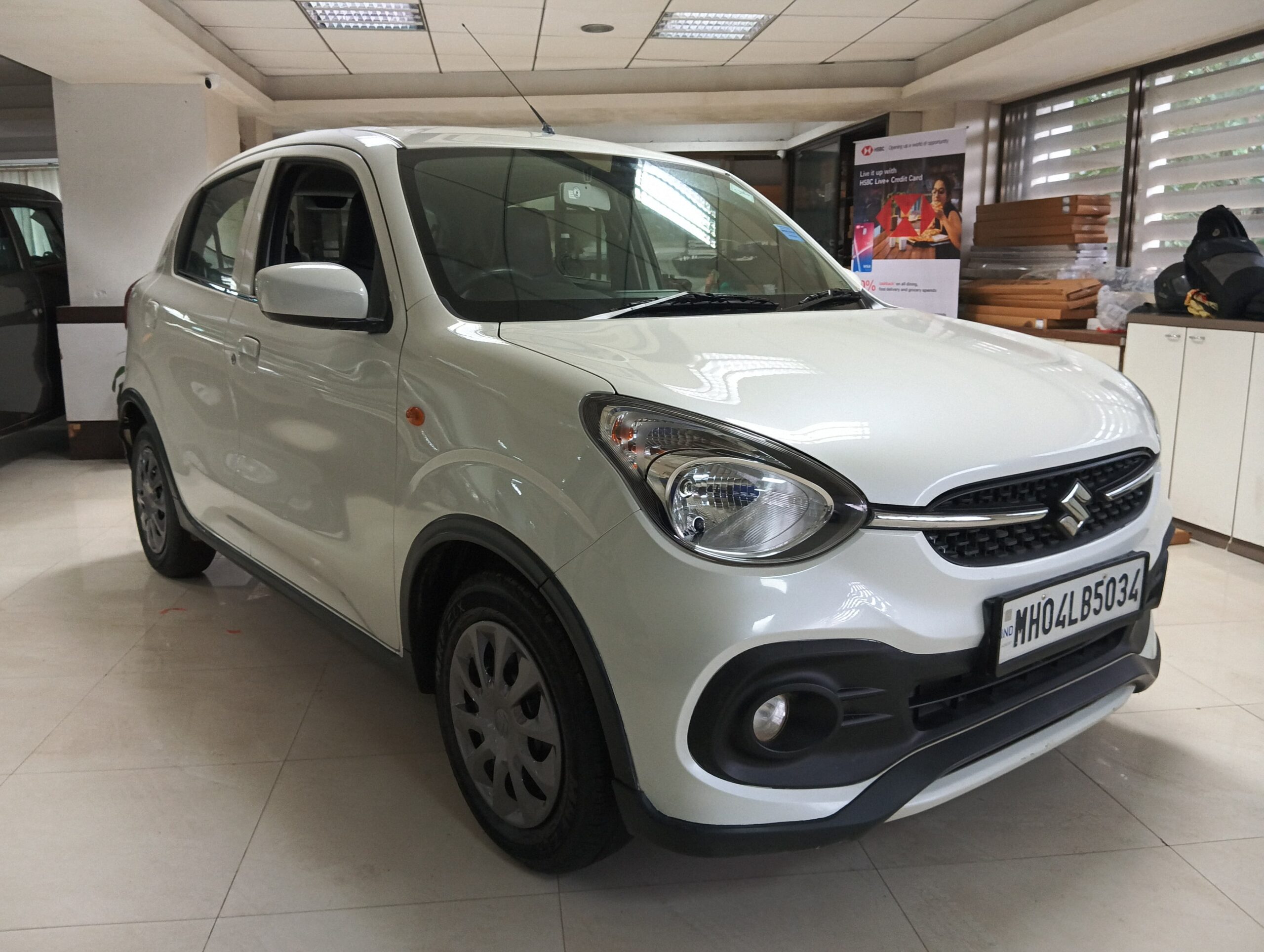 Celerio VXI CNG white