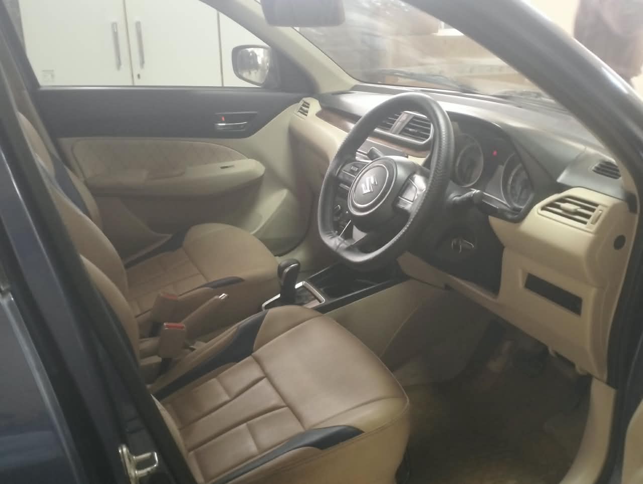 DZIRE VXI AMT