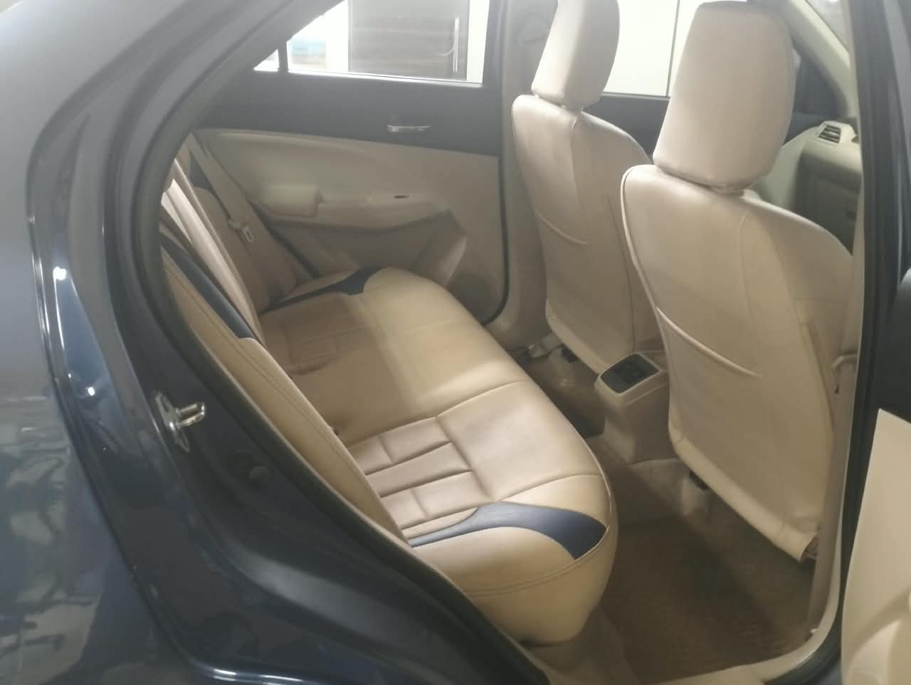 DZIRE VXI AMT